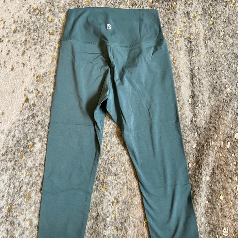 Buffbunny cropped legging- M